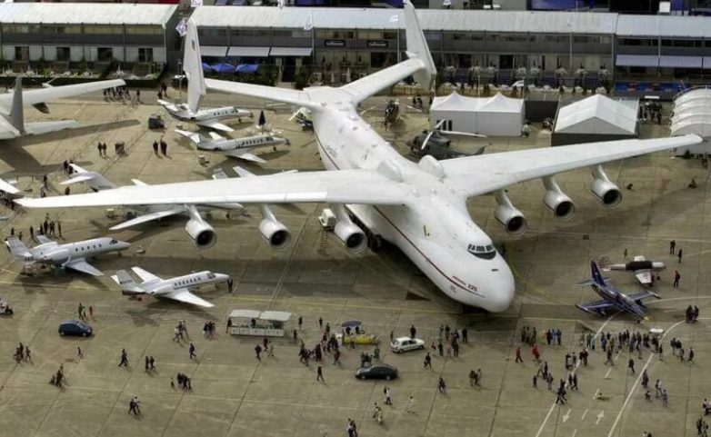 «Мрия»: как создавали самый большой самолет в СССР и в мире
