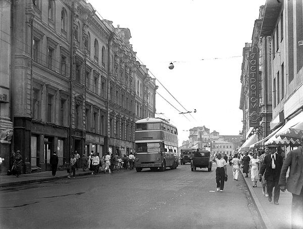 Совсем как в Лондоне: двухэтажный советский троллейбус