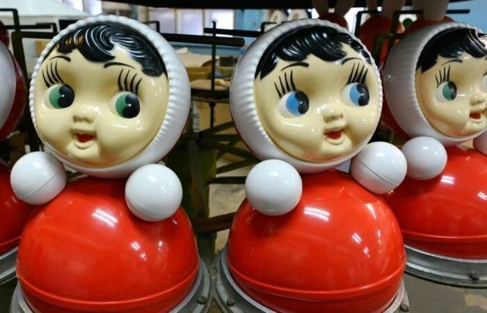 Как в СССР появились куклы-неваляшки?