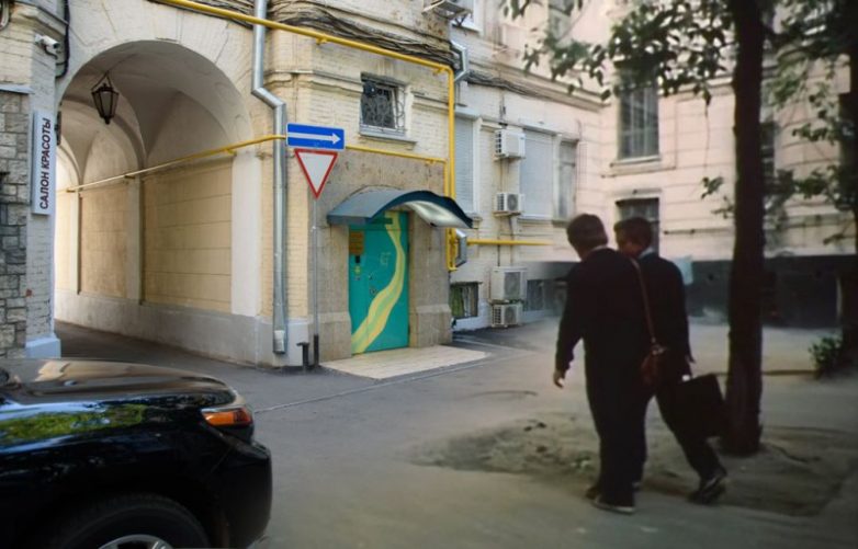 Герои любимых советских фильмов на улицах современной Москвы