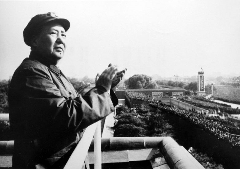 Почему Сталин подарил КВЖД Китаю?