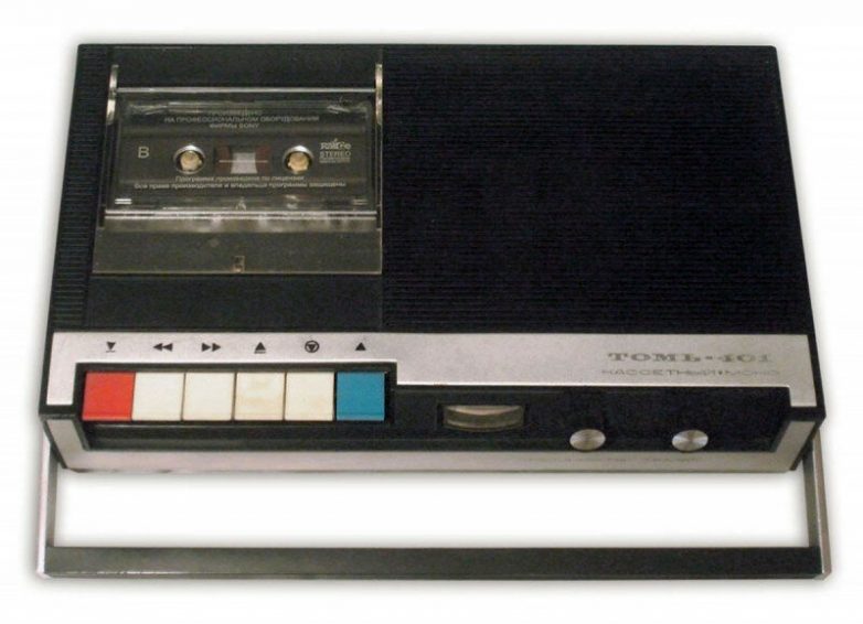 10 лучших советских портативных кассетных магнитофонов