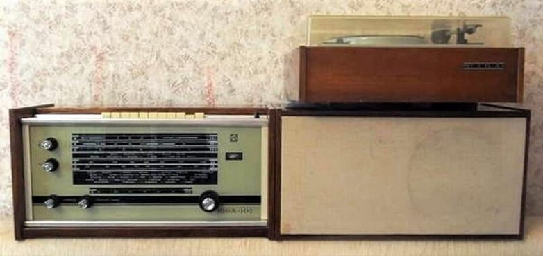 8 больших транзисторных радиол, которые выпускались в СССР