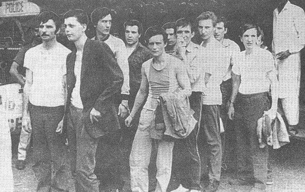 Они хотели на свободу, но попали в ад: как 30 лет назад советские заключенные угнали самолет
