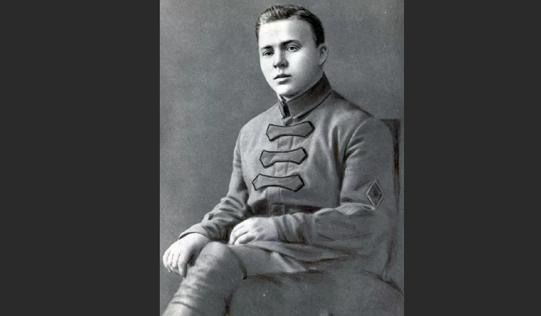 Детский писатель и солдат Красной армии. История Аркадия Гайдара