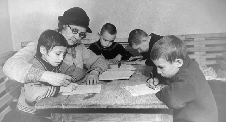 Школьная жизнь во время Великой Отечественной Войны