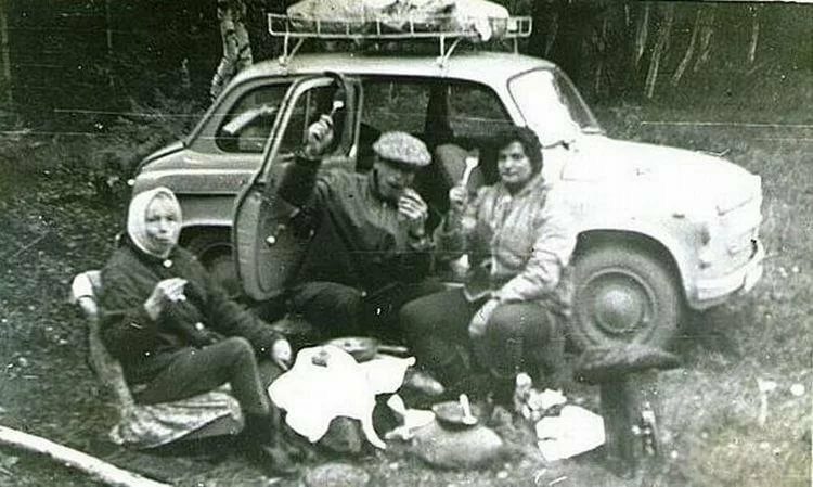 Как советские люди на пикники по выходным выезжали