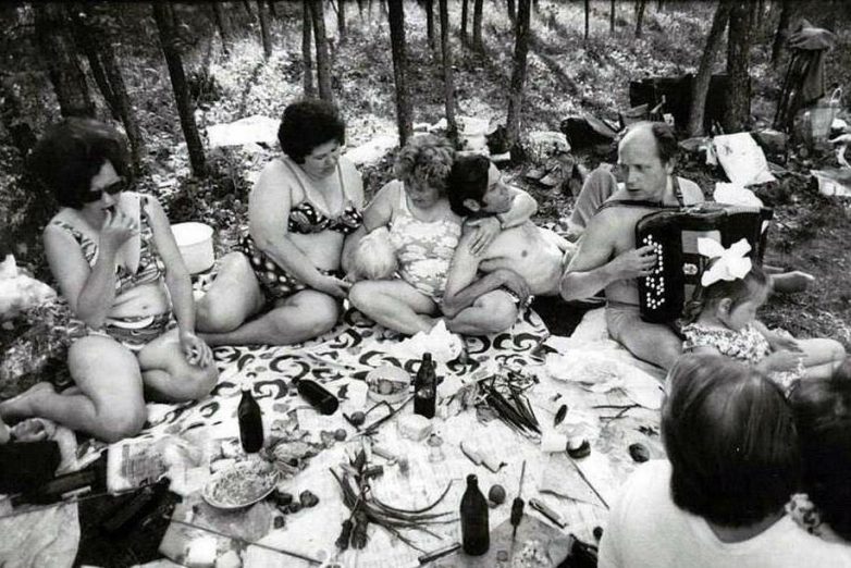 Как советские люди на пикники по выходным выезжали