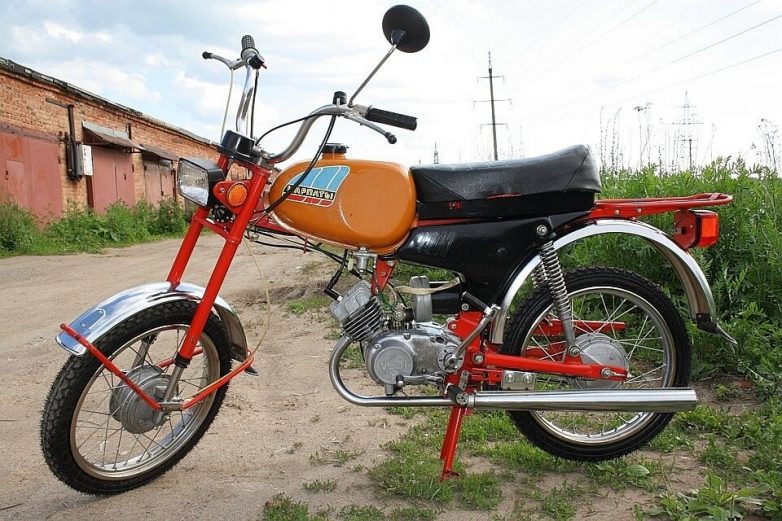 5 крутых мотоциклов, о которых мечтал каждый советский старшеклассник