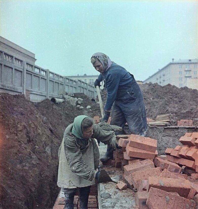 Городские и Деревенские. Фото советской молодёжи 60-х годов