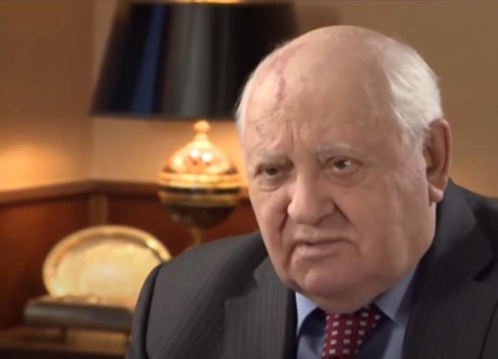 Горбачёв назвал 2 фактора, которые уничтожили Советский Союз