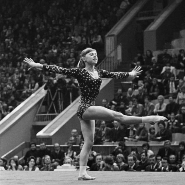 Триумф и трагедия великой гимнастки Елены Мухиной