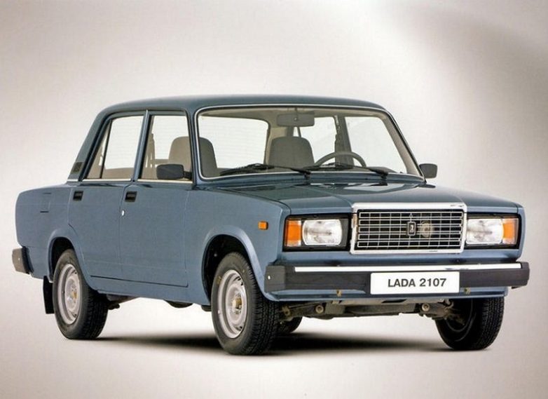 18 самых ярких прозвищ, которые автомобилисты присваивали образцам советского автопрома