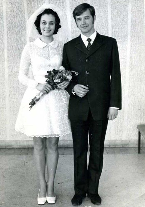 В чем выходили замуж советские знаменитости