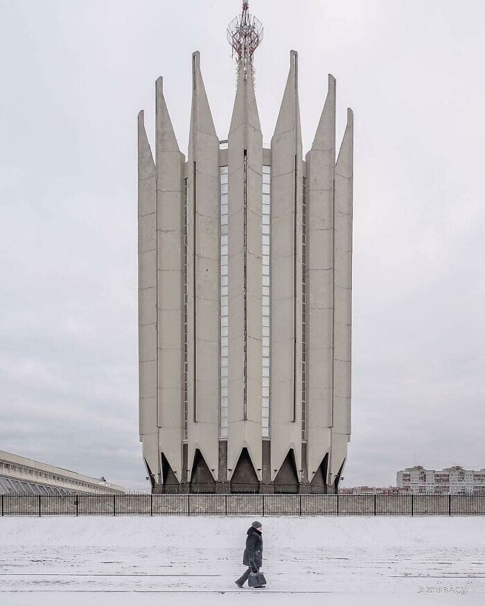 30 снимков, запечатлевших архитектуру советского модернизма во всей её холодной красе