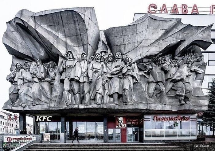 30 снимков, запечатлевших архитектуру советского модернизма во всей её холодной красе