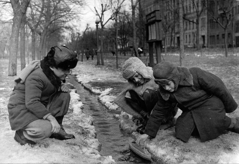Как встречали весну в Советском Союзе