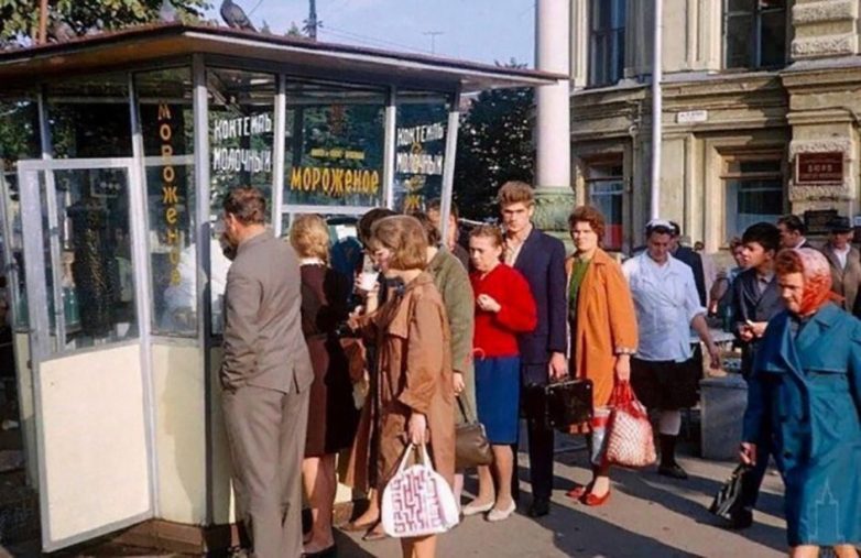 Во времена великого Советского Союза / Назад в СССР / Back in USSR