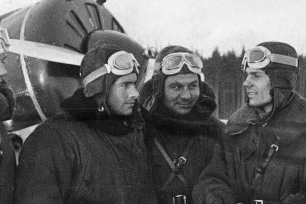 Как советские летчики поставили на место оборзевших японских браконьеров