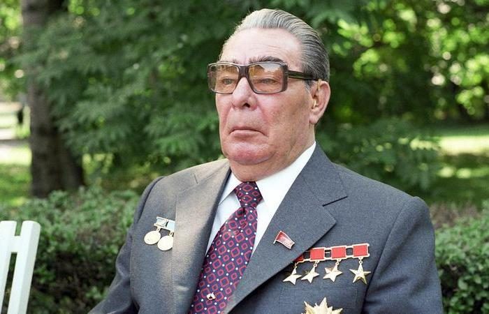 Самые странные награждения званием Героя Советского Союза