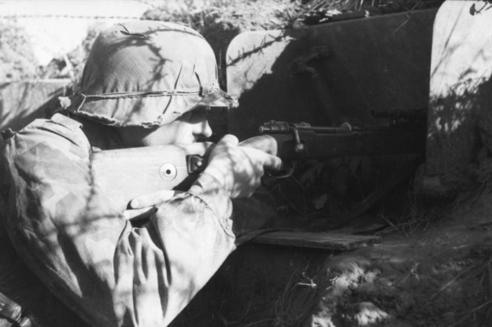 Как советский боец выследил немецкого снайпера и отомстил ему за погибшего товарища