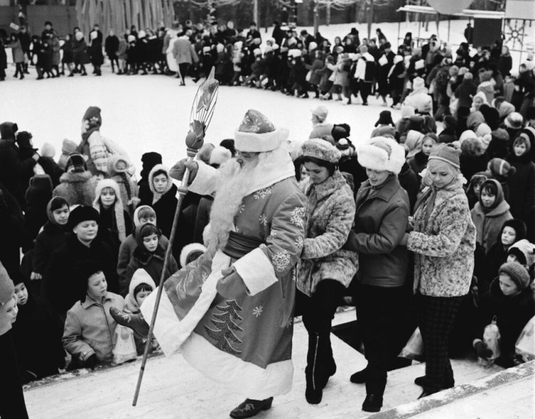 Новогодние фотографии времён СССР