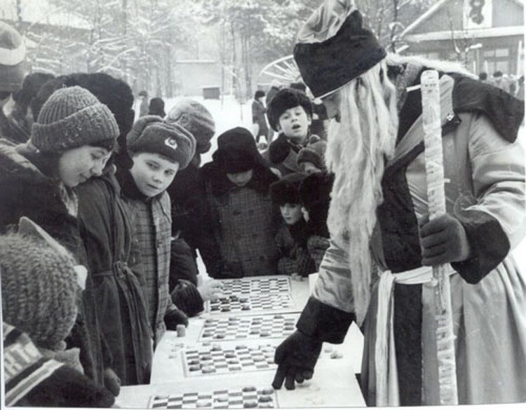 Новогодние фотографии времён СССР