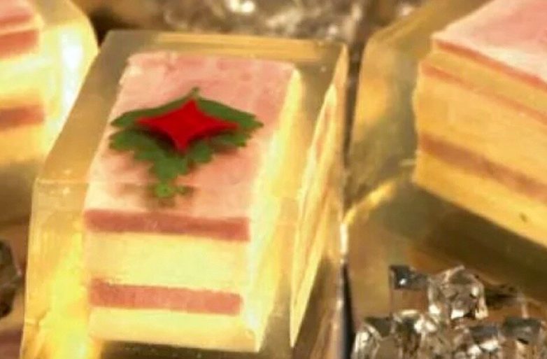 Чем кормили в ресторане &quot;Прага&quot;