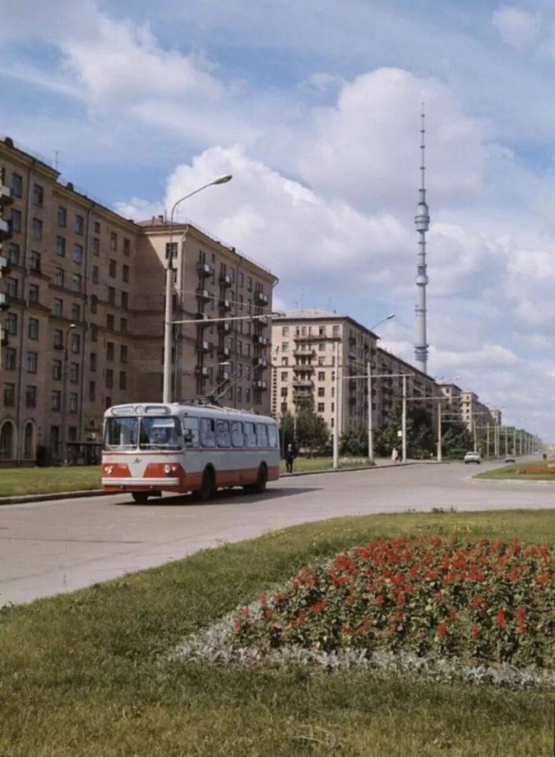 Ещё одна подборка душевных фотографий времён СССР