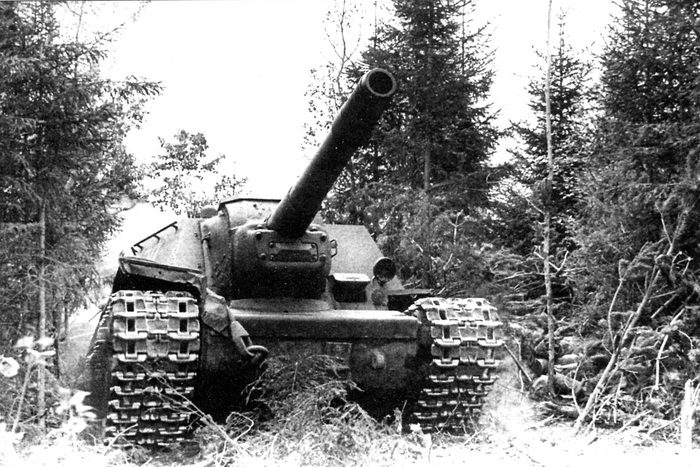 Главные секреты успеха советской самоходки СУ-152