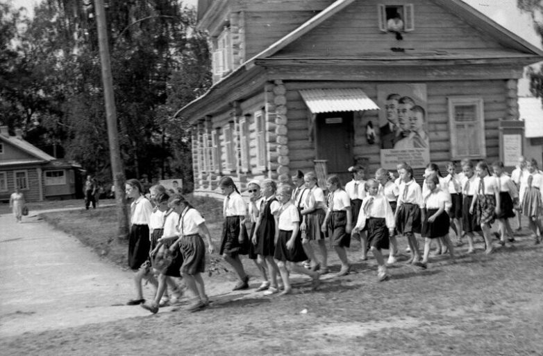 Ещё одна подборка душевных фотографий времён СССР