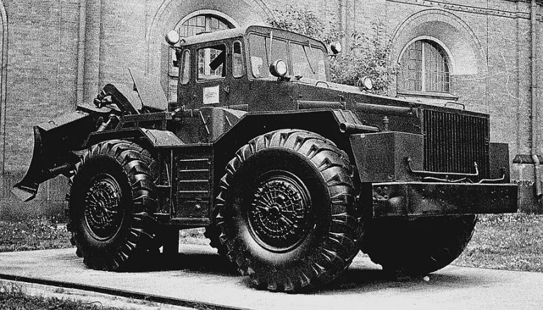 Тягачи МАЗ в истории советского военного автомобилестроения
