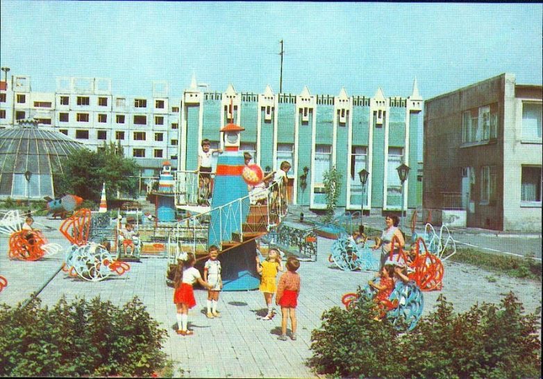 Ещё одна подборка фотографий времён СССР