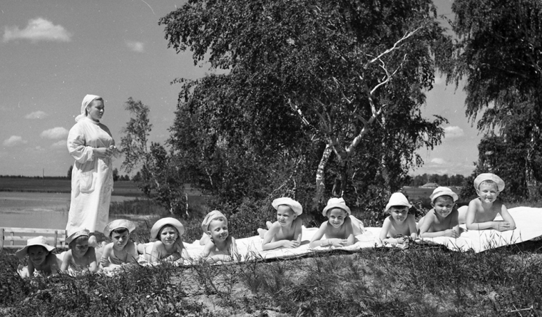 Ещё одна подборка душевных фотографий времён СССР