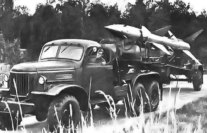 Почему, по мнению военных, старый ЗИЛ-157 «Колун» был лучше нового «Урала»