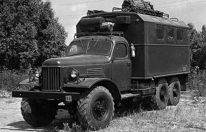 Почему, по мнению военных, старый ЗИЛ-157 «Колун» был лучше нового «Урала»