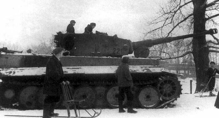 Почему Красная армия получила всего 300 БС-3, которые пробивали насквозь танки «Тигр»