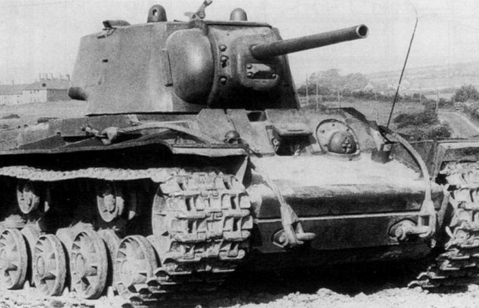 Почему танки КВ-2 оказались бесполезны