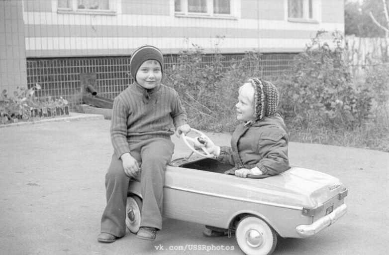 Ещё одна подборка душевных фотографий времён СССР