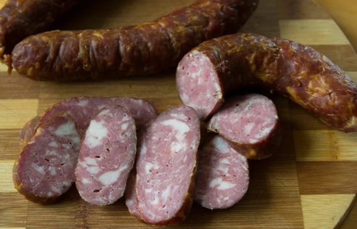 6 видов советских колбас, которые по вкусу могли поспорить с натуральными продуктами