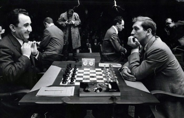 Как в Советском Союзе шахматы стали повальным увлечением