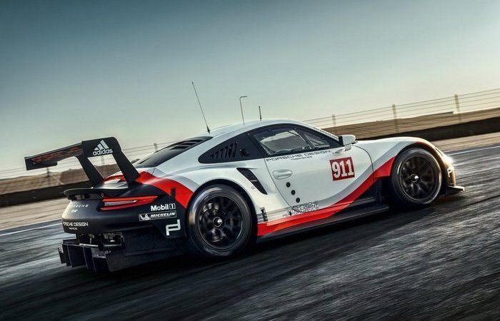 Почему у «Запорожца» двигатель располагался сзади, а не спереди как у других автомобилей