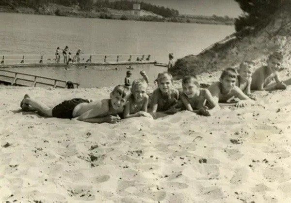 Как проводили лето советские дети