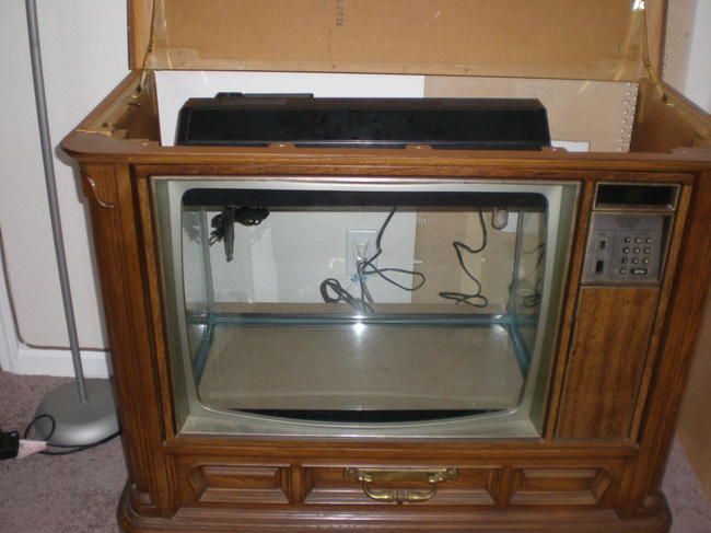 Превращение старого телевизора в аквариум