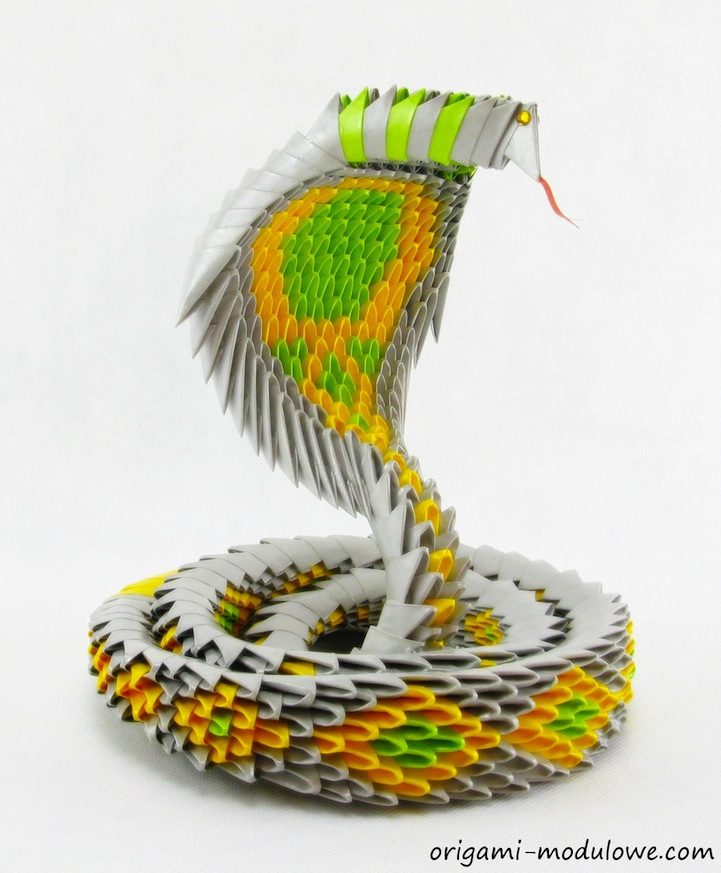 Сложные бумажные скульптуры животных в технике оригами