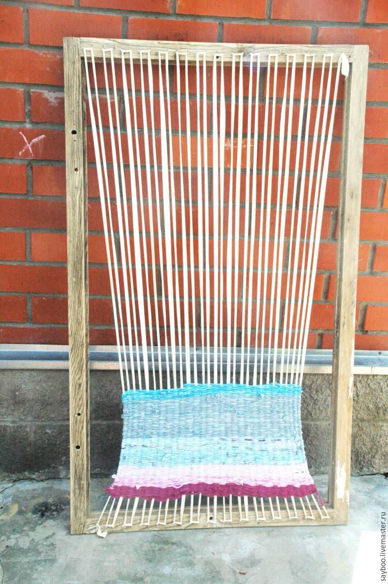 Плетение коврика в детскую по старинному методу