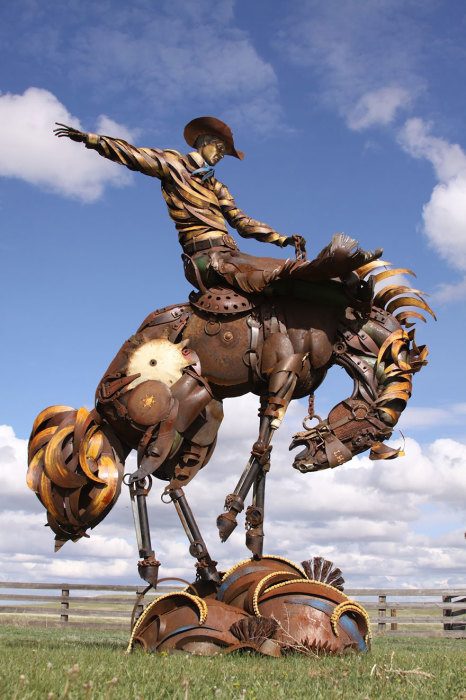 Потрясающие скульптуры из металлолома от Джона Лопеса