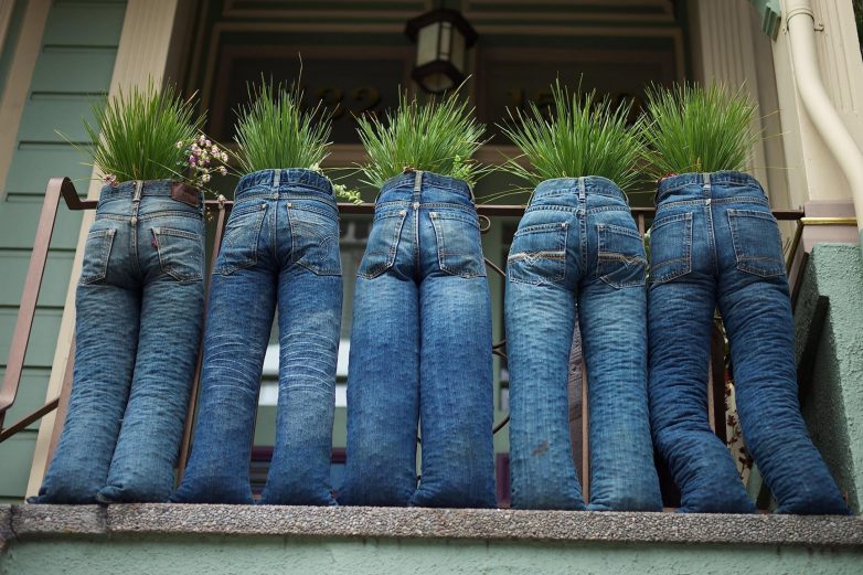 Как использовать старые джинсы