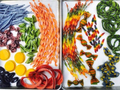 Разноцветная паста из натуральных ингредиентов от Линды Миллер Николсон