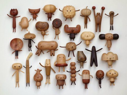 Мультяшные фигурки из дерева от художника Ень Цзюй-Линь